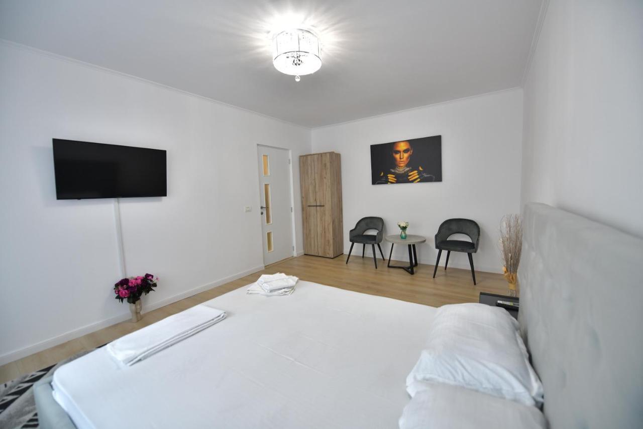 Luxury Studio / M Romancierilor บูคาเรสต์ ภายนอก รูปภาพ